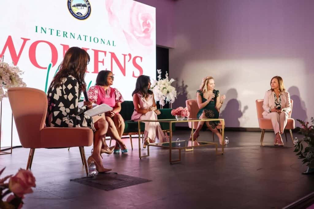 InternationWomensDayPanel