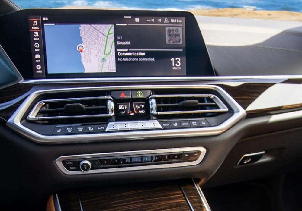BMW X5 Interior Technology