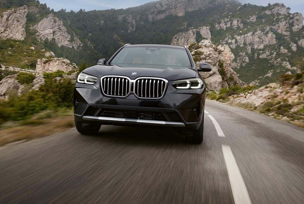 2022 BMW X3 Driving