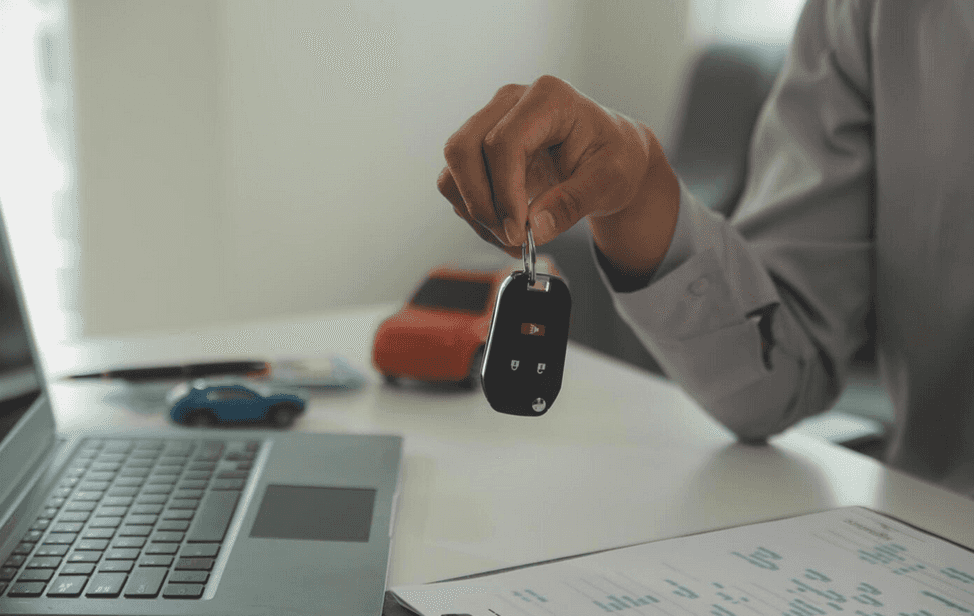 BMW-Lease-Deals-vs-Financing