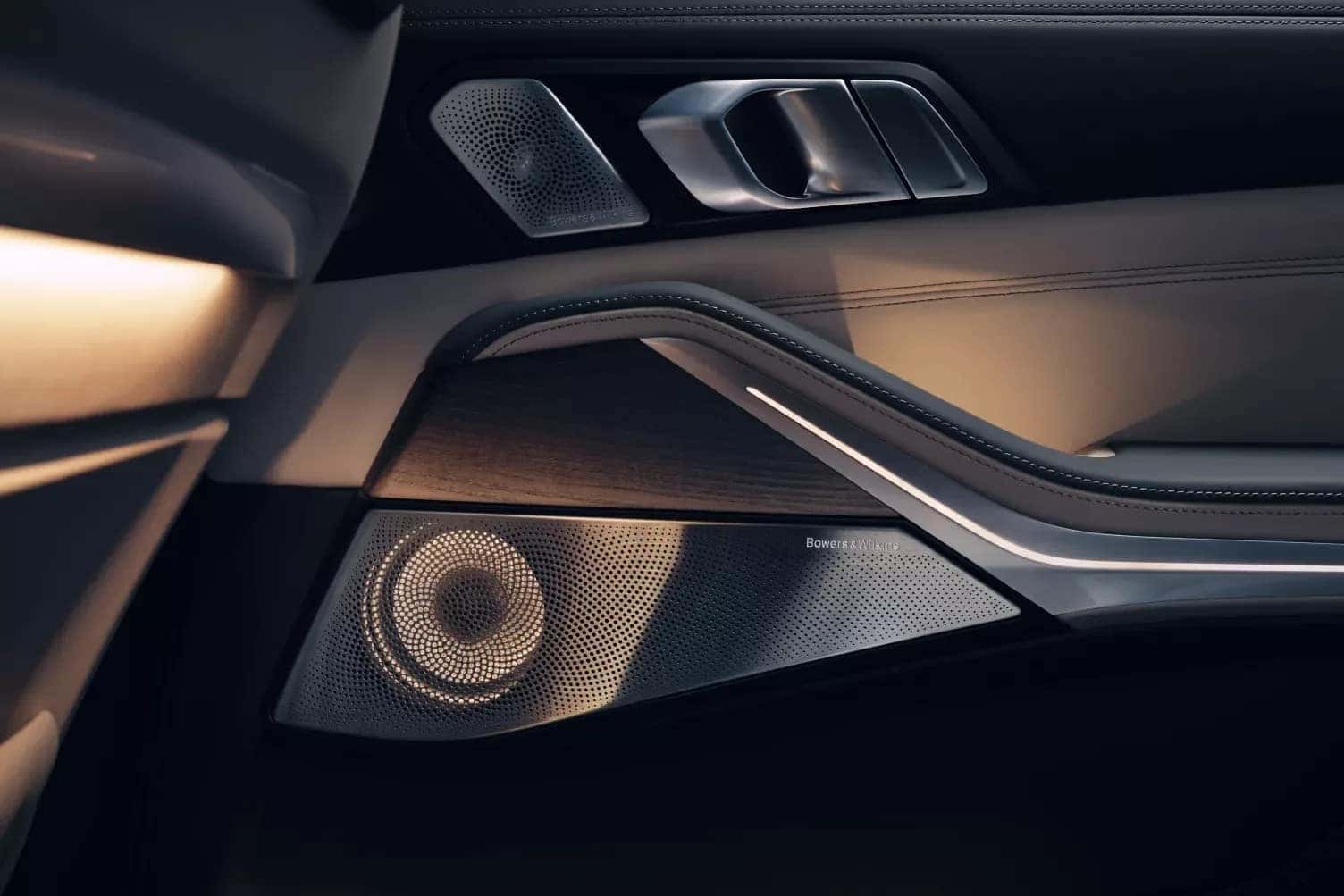 Bowers & Wilkins Diamond Surround Sound System speaker in the BMW X7