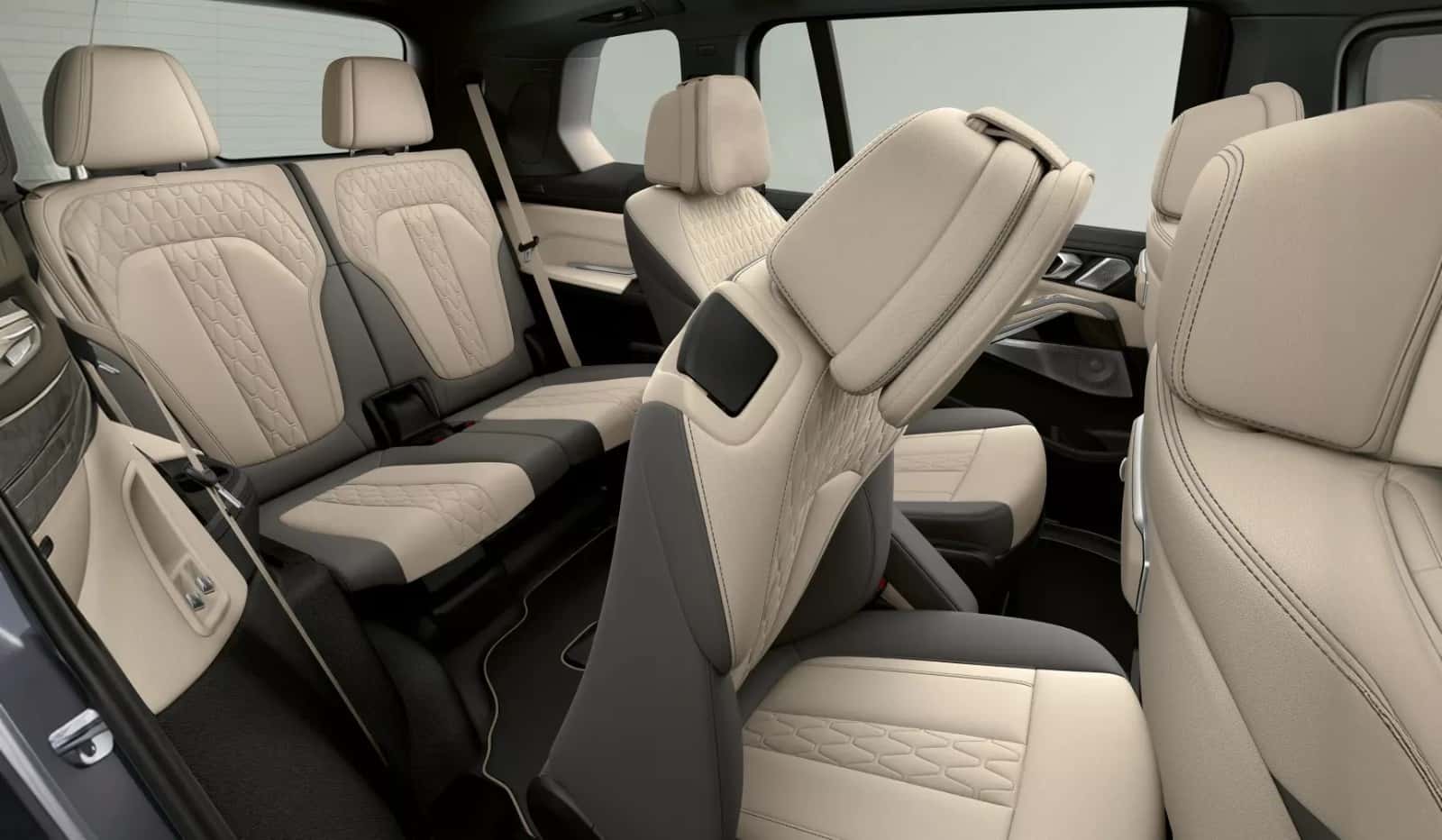 BMW X7 second and third row seating