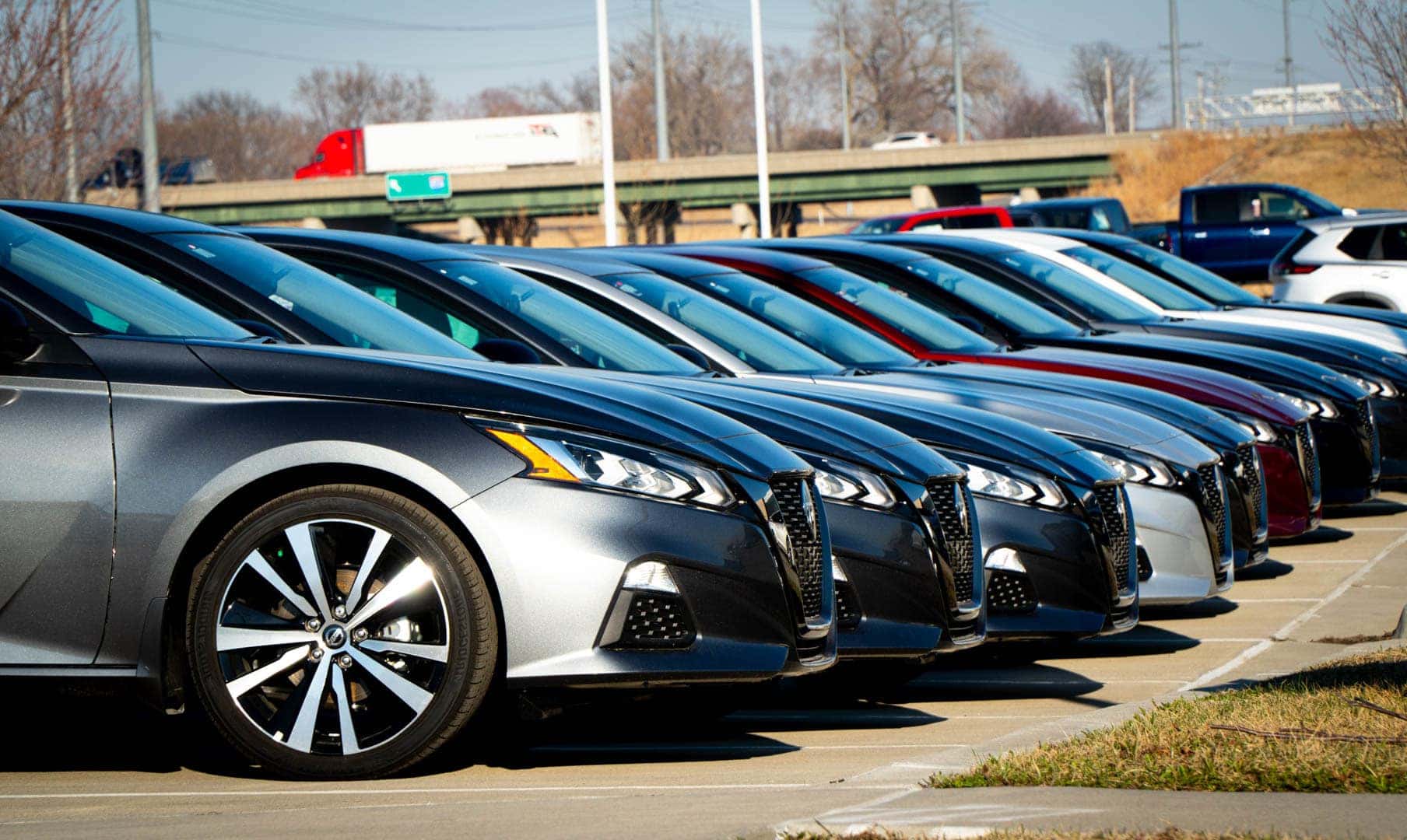 New Cars, SUVs For Sale in Lawrence, KS