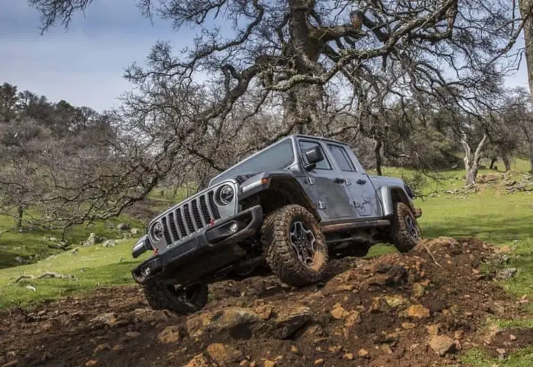 How the 2020 Jeep Gladiator is Changing the Truck Game | Findlay ...