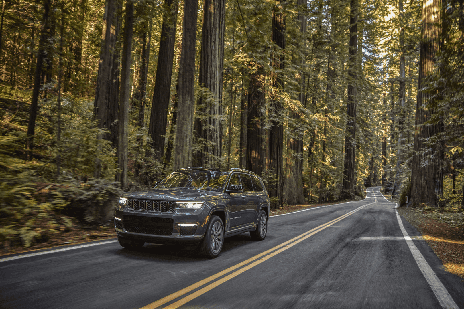 2021 Jeep Grand Cherokee Highway Woods