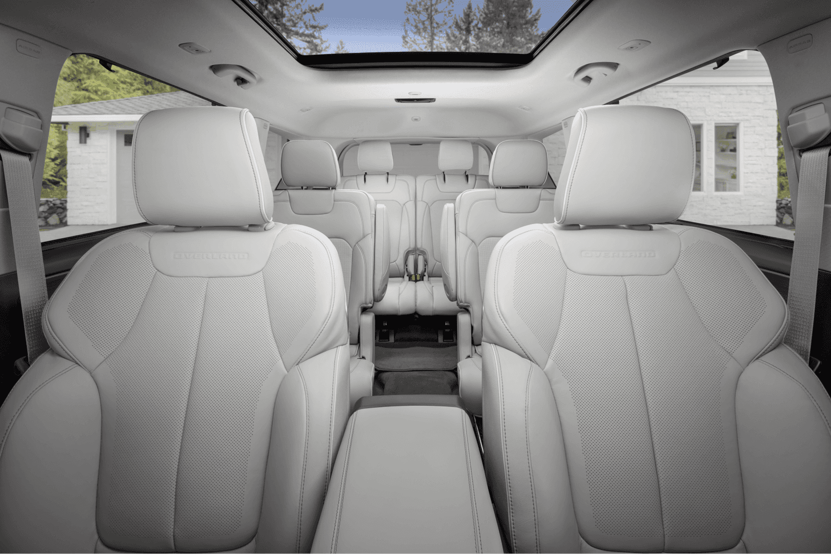 2021 Jeep Grand Cherokee Interior Cabin Space