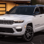 Jeep Grand Cherokee In White