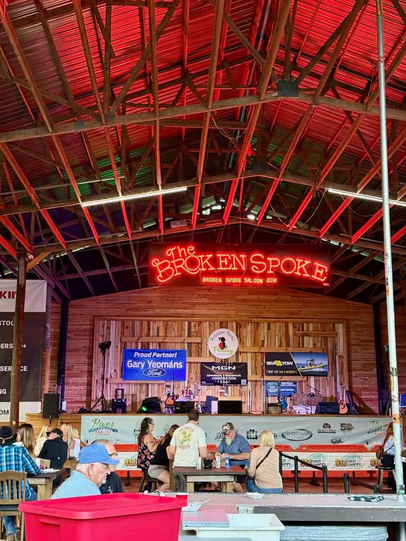 The broken spoke saloon stage