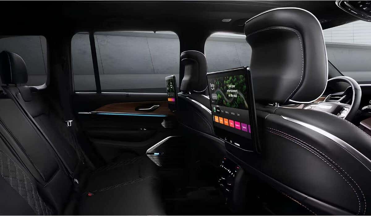 2026 Jeep Grand Cherokee Highlights Image