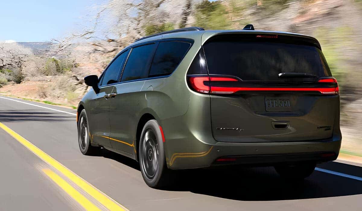 2027 Chrysler Pacifica Powertrain Image