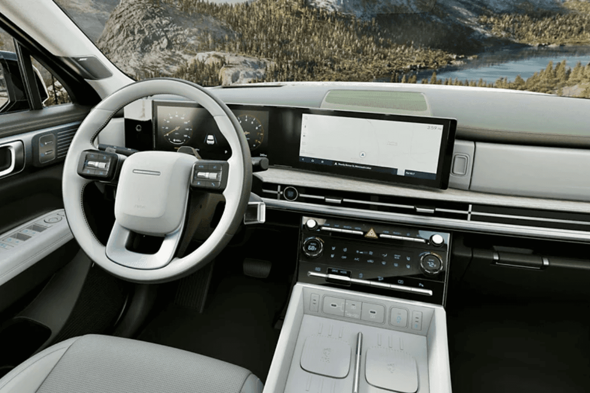 2024 Hyundai Santa Fe Model Review infotainment