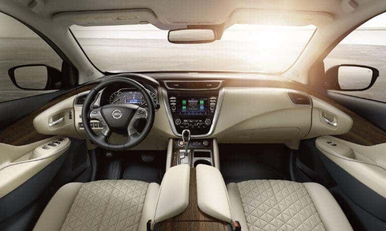 2022 Nissan Murano dashboard and infotainment system