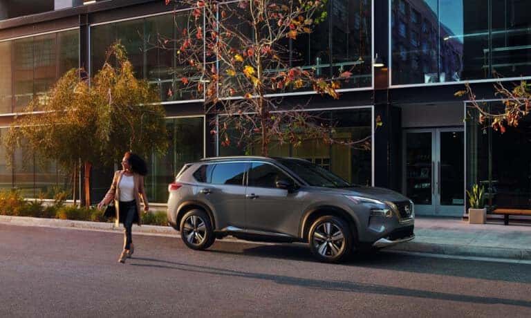 2022 Nissan Rogue Sport parked in the city during autumn