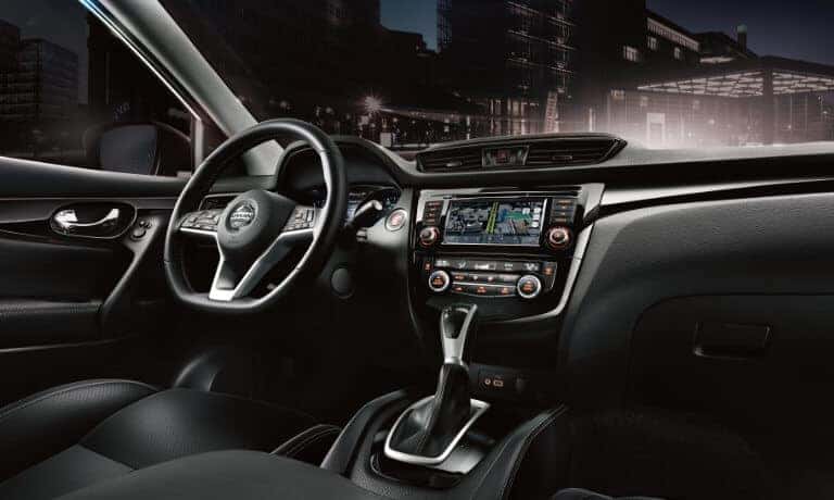 2022 Nissan Rogue Sport wheel and infotainment system