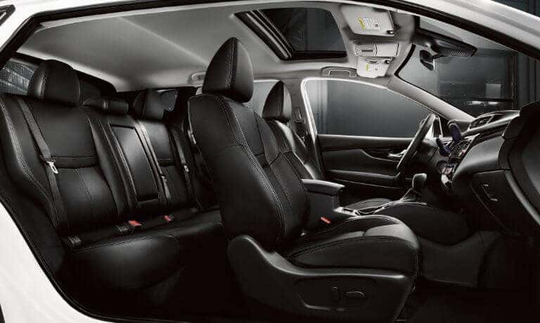 2022 Nissan Rogue Sport interior seating side view