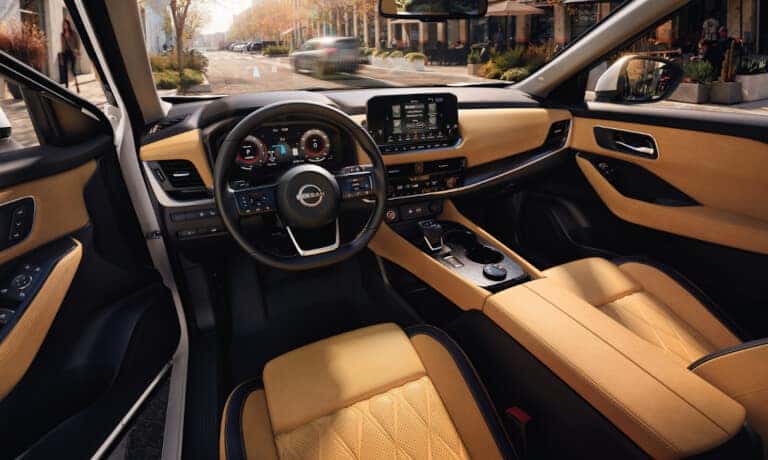 2023 Nissan Rogue interior front