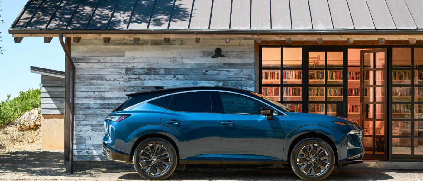 2025 Nissan Murano Exterior Parked By House