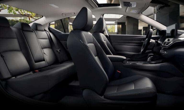 26Nissan-Altima-InteriorSeating