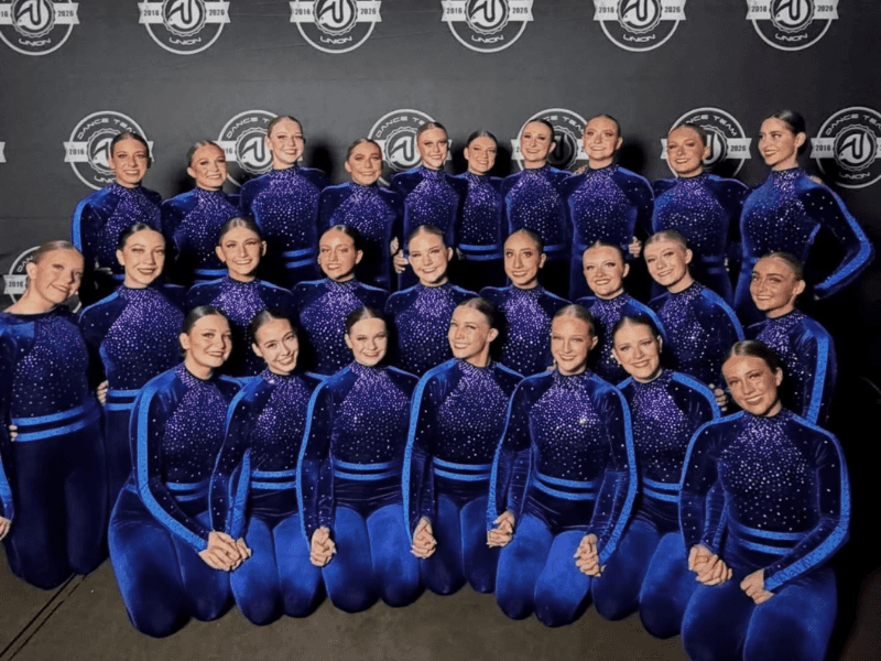 Minerettes halftime performance