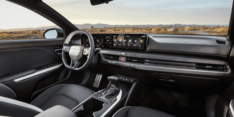 2025 Kia K4 Interior