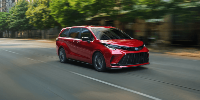 2025 Toyota Sienna Performance