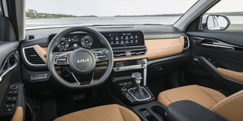 2025 Kia Seltos Interior