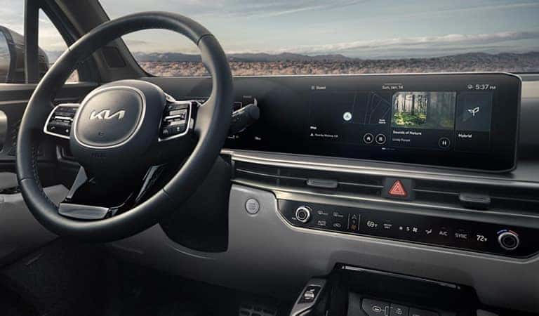 2025 Kia Sorento Plug-In Hybrid Features & Specs