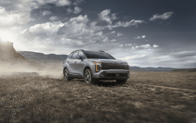 Performance comparison Kia Sportage vs Toyota RAV4