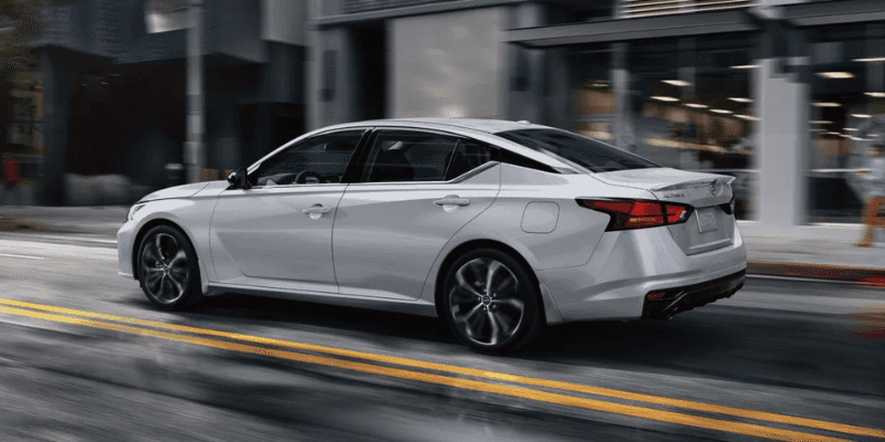 2025 Nissan Altima Performance