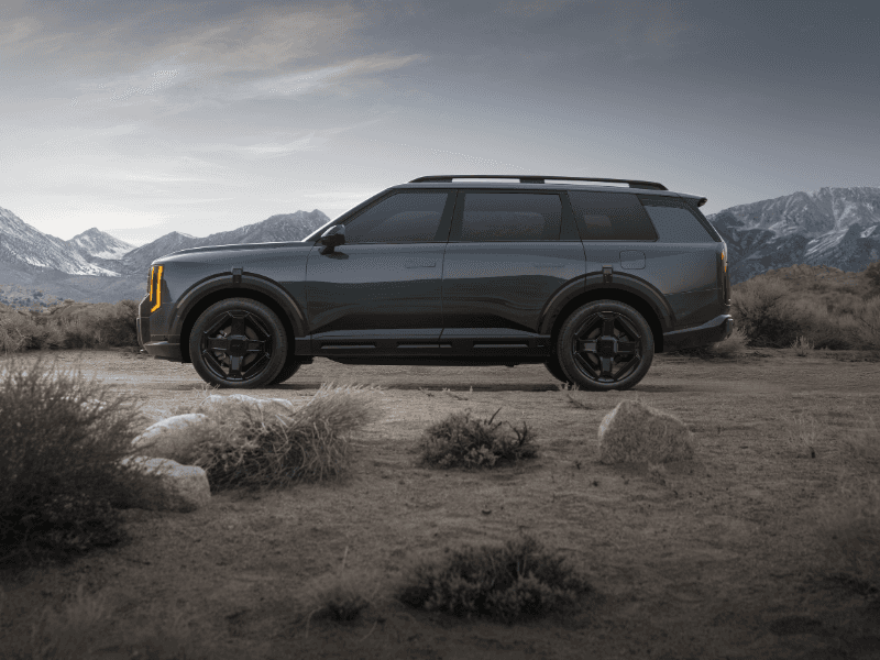 Safety comparison 2027 Kia Telluride vs 2026 Toyota Highlander Hybrid