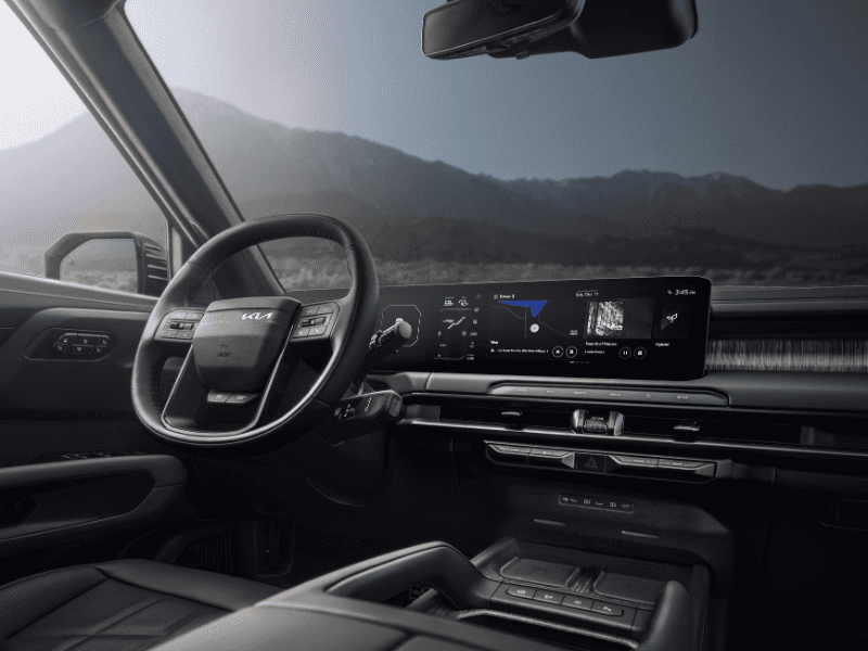 Interior comparison 2027 Kia Telluride vs 2026 Toyota Highlander Hybrid