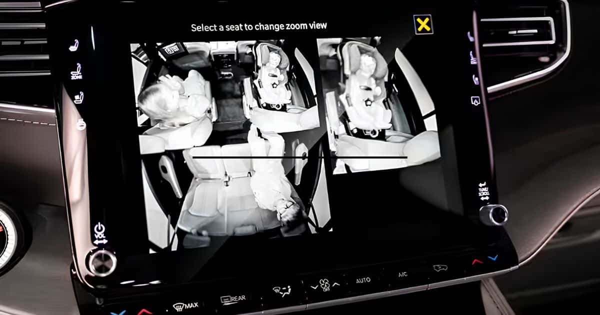 Class-exclusive two-view interior rear monitoring camera in the 2026 Jeep Grand Wagoneer