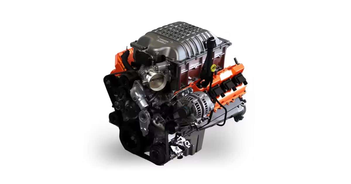 The HEMI V8 engine of the 2026 RAM 1500 TRX