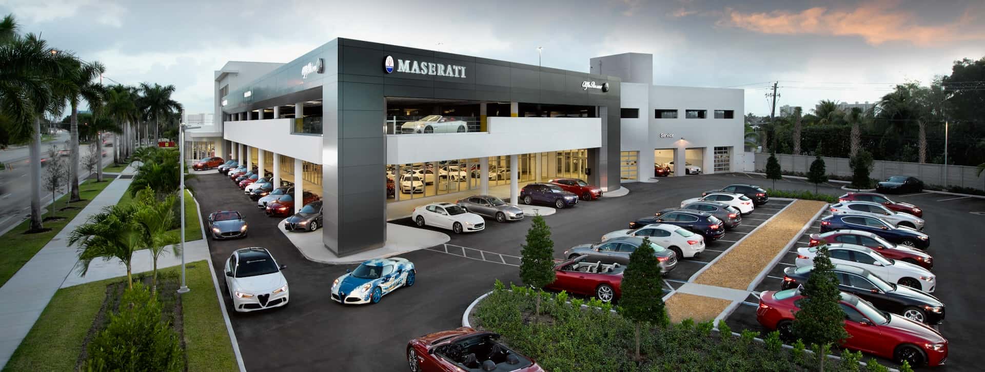 maseratifl showroom