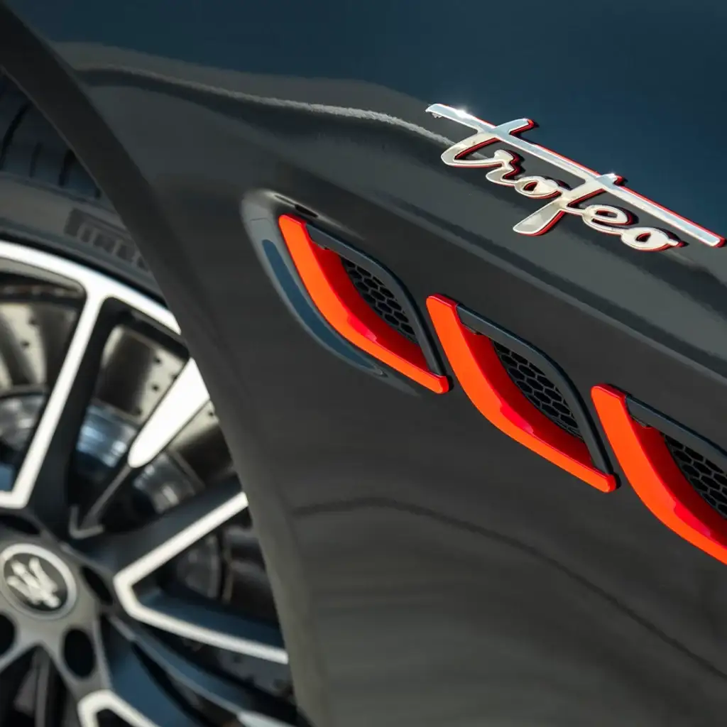 how to buy a Maserati | details trofeo