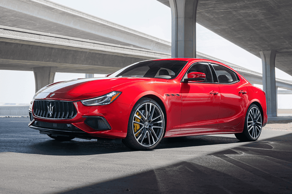 Certified Pre-Owned Maserati Ghibli Modena Q4 AWD