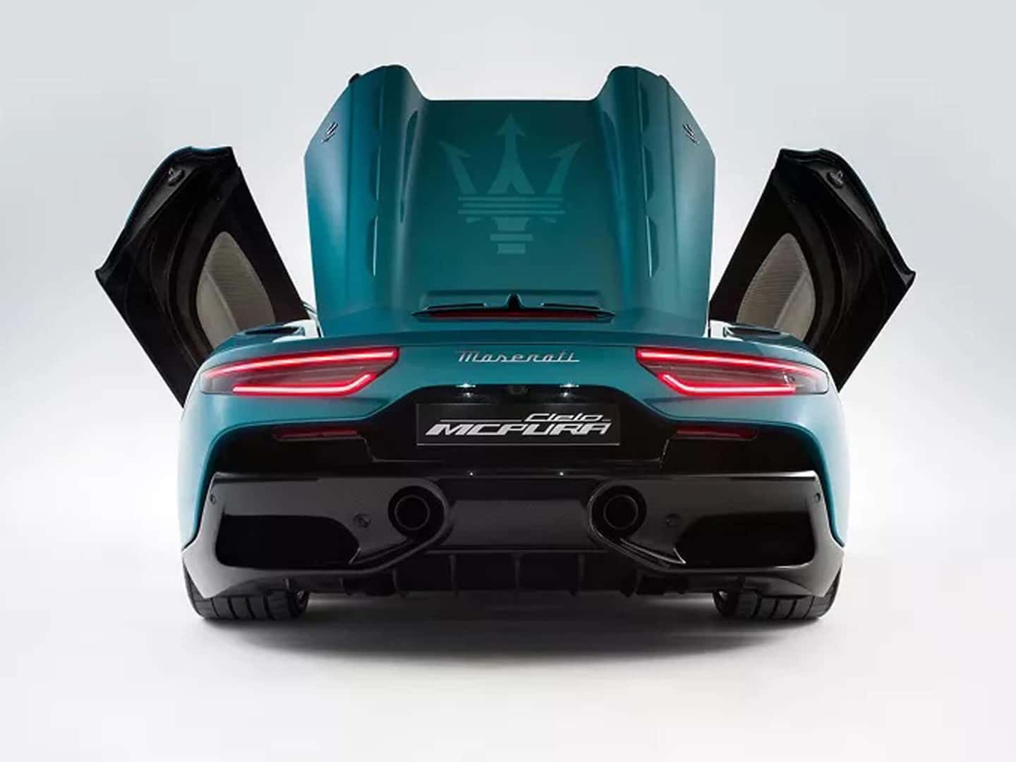 mcpura-cielo-rear-view-opened-doors-desktop-v02