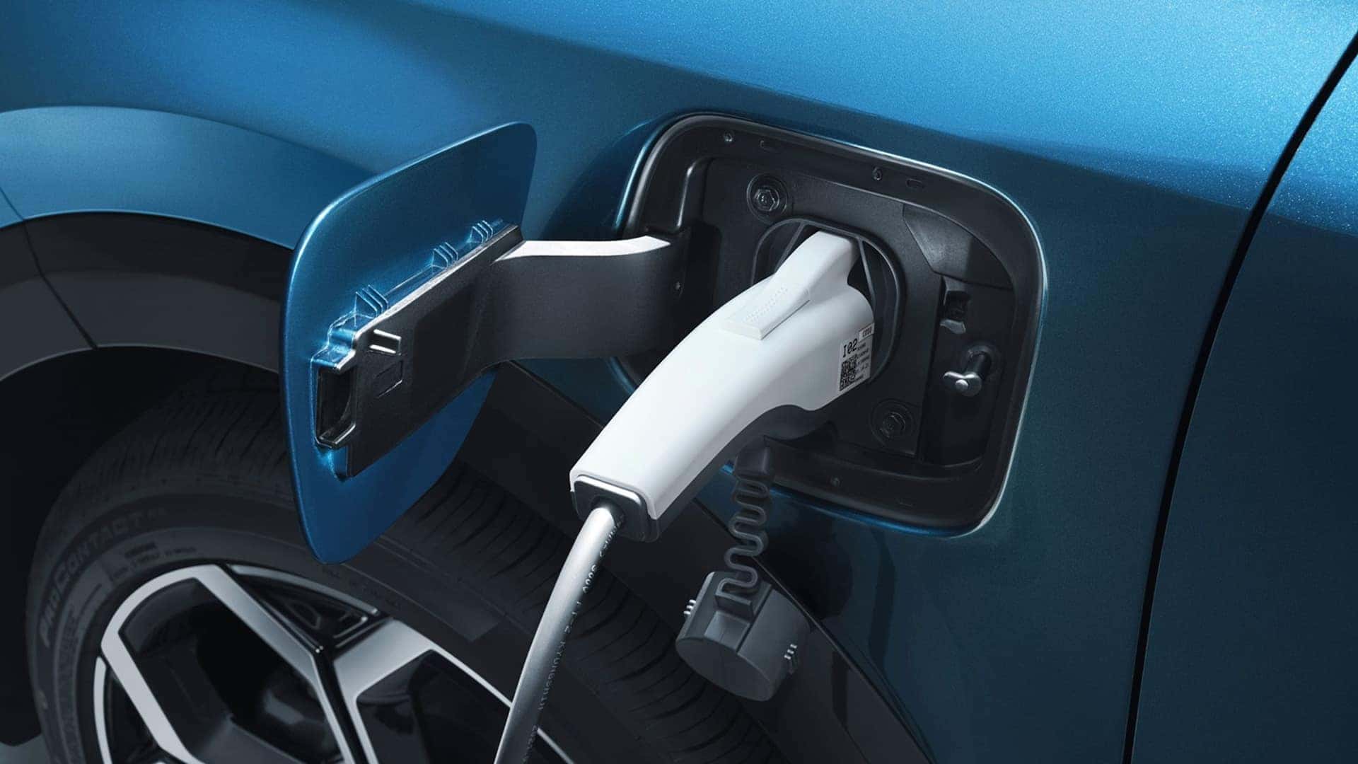 2026 niro plug in hybrid charging close up
