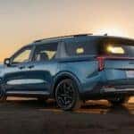2027KiaCarnivalMPV-exterior-03