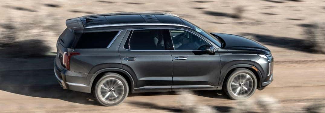 2023 Hyundai Palisade driving on dirt road