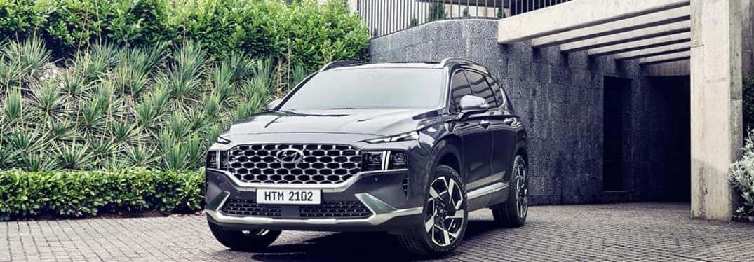 Front Diagonal View of 2023 Hyundai Santa Fe