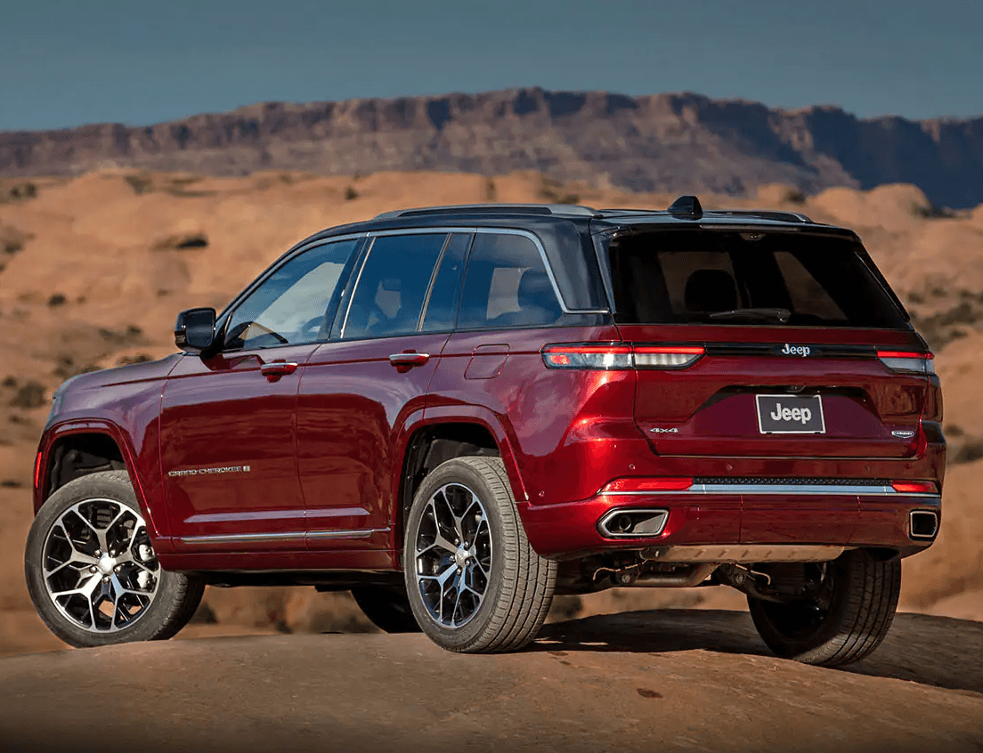 2022 Jeep Grand Cherokee near Kansas City