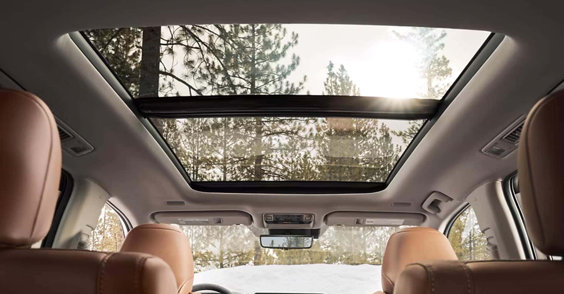 Interior shot of Grand Highlander 2025, moonroof