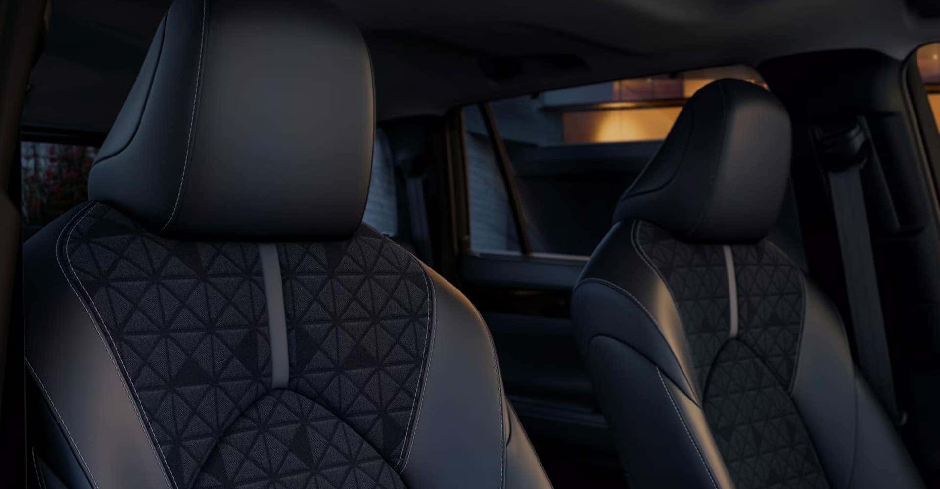 Black seats 2025 Toyota Highlander Hybrid