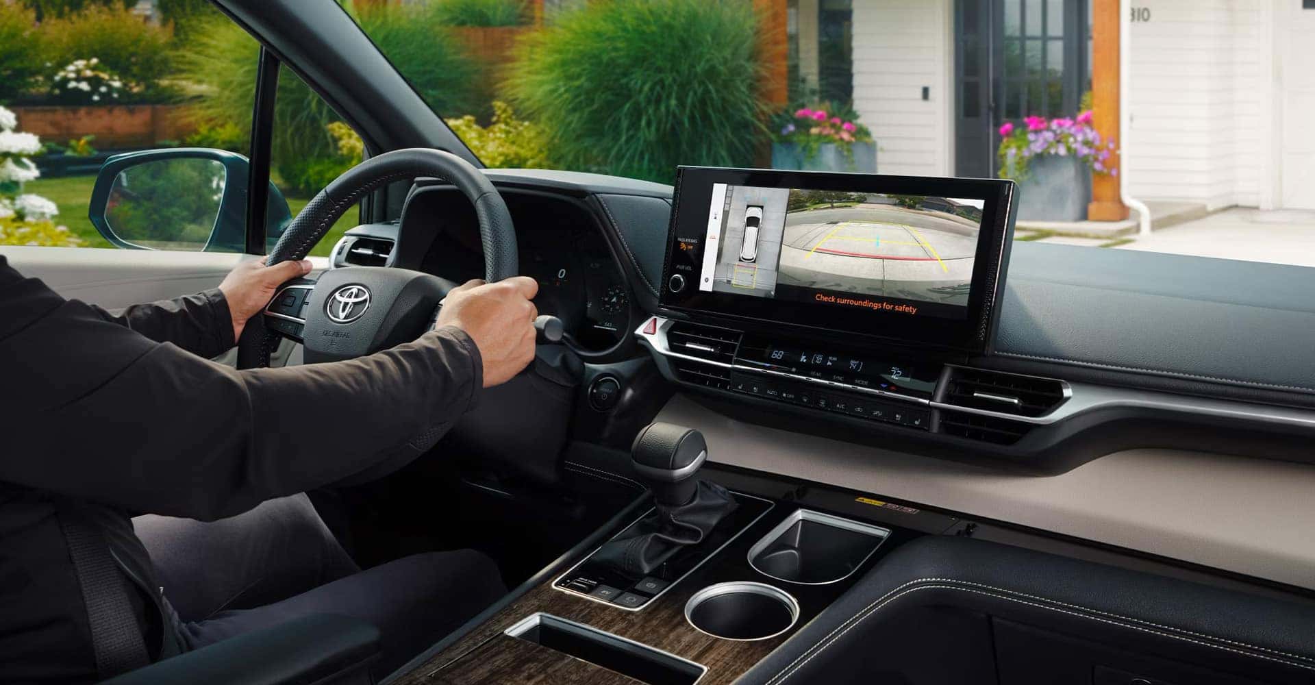 Explore the 2025 Toyota Sienna | AWD, Family Comfort
