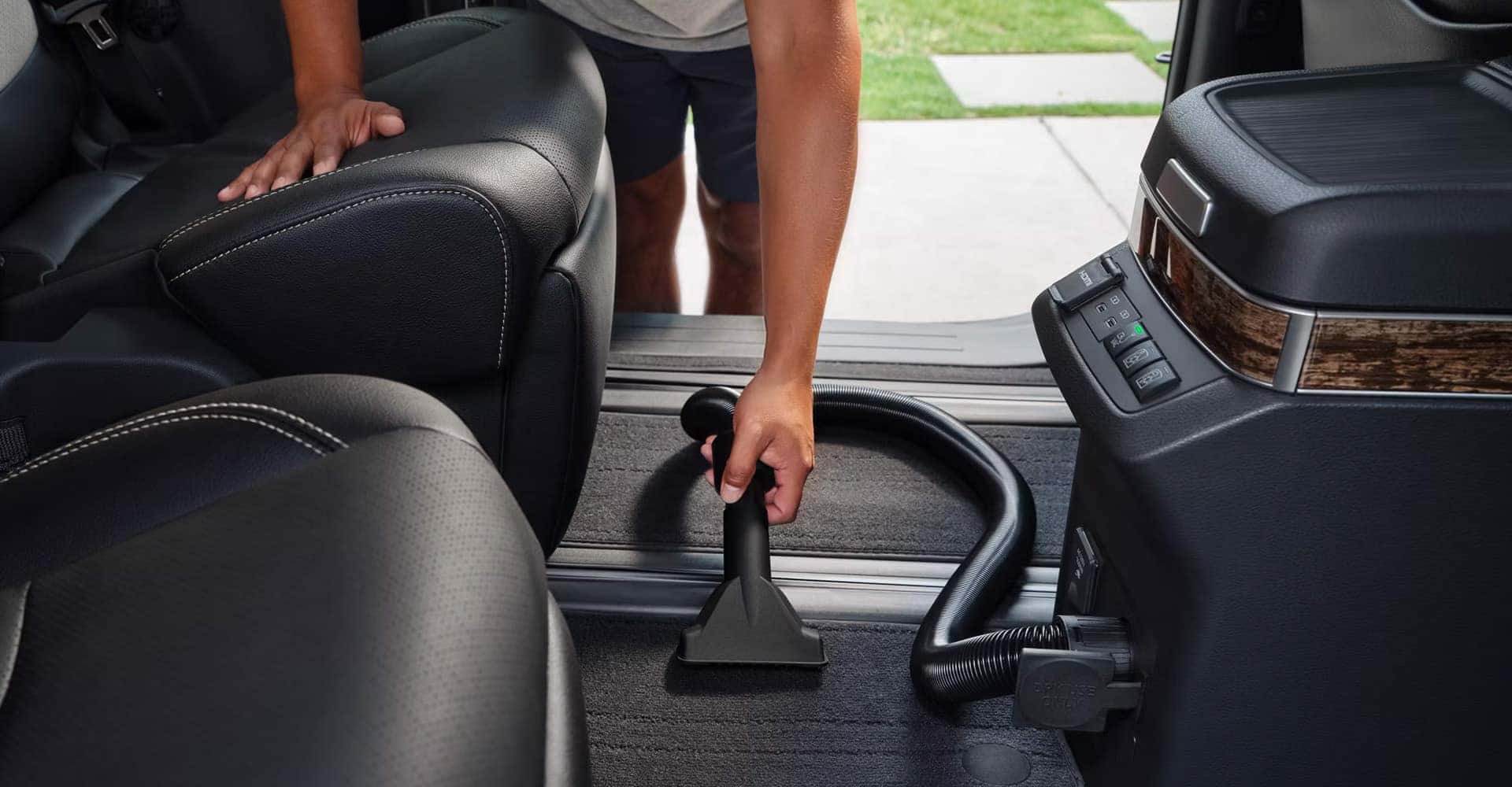 Vacuum 2025 Toyota Sienna