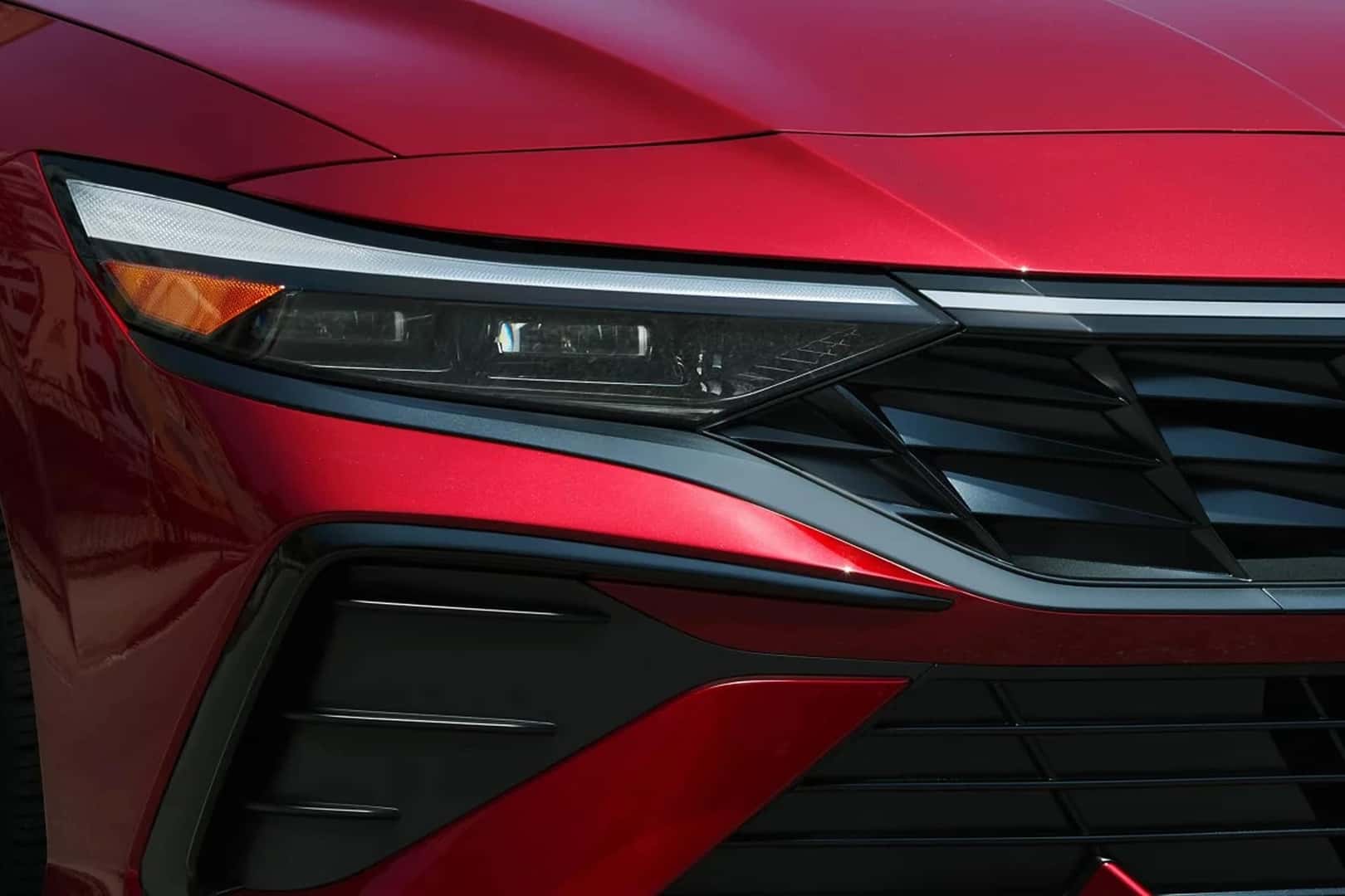close up of elantra grille