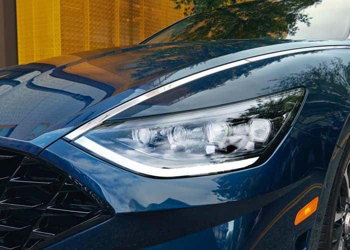 Driver's side headlight on blue 2022 Hyundai Sonata