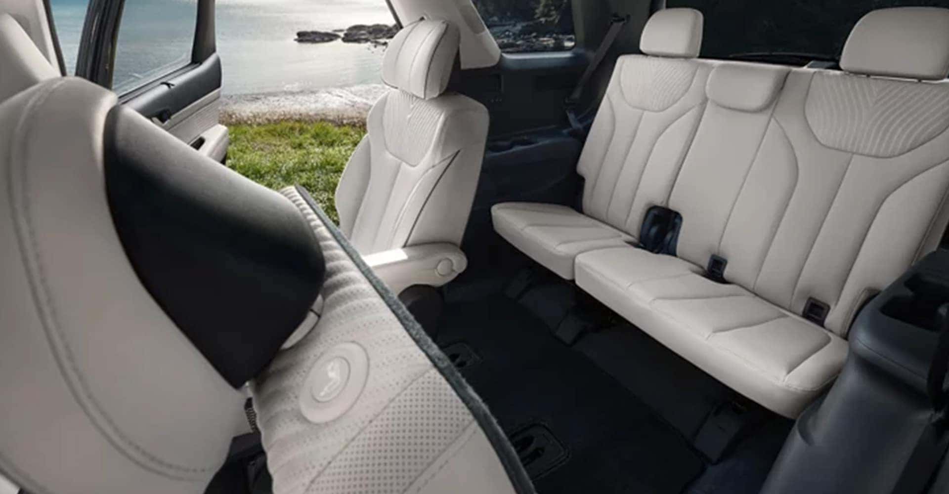 2025 Hyundai Palisade interior