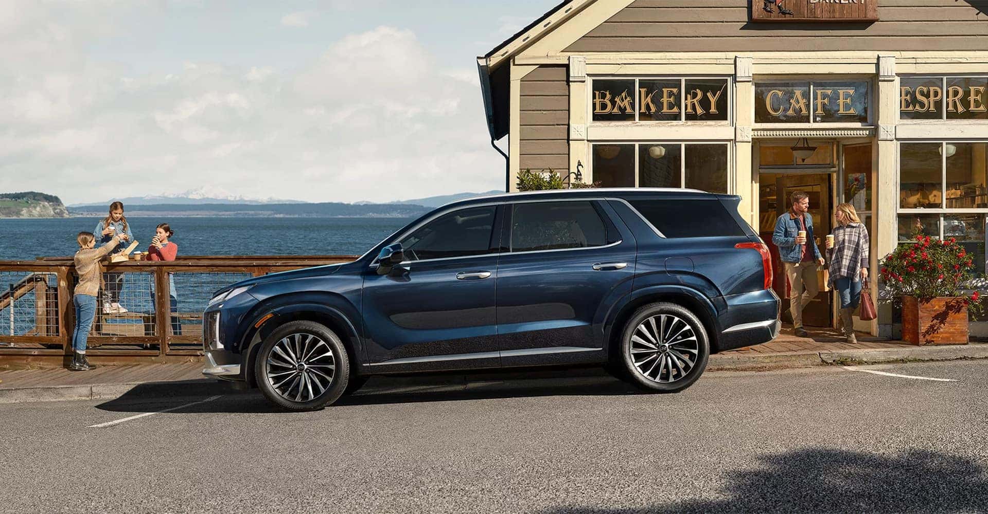Comparing the Hyundai Palisade vs the Competition